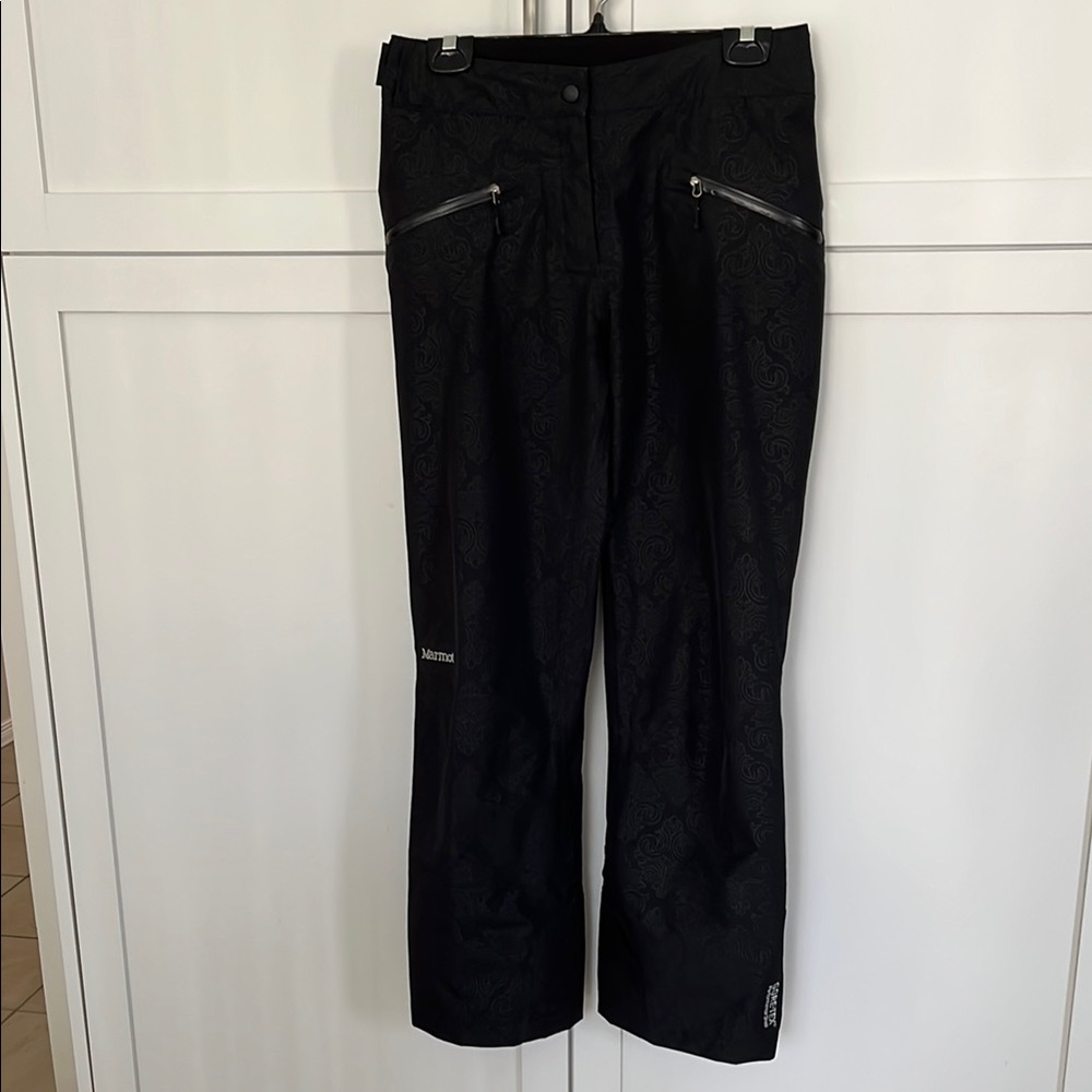 CLOSET CLOSING!!!!Marmot Black Women's shell pants.
